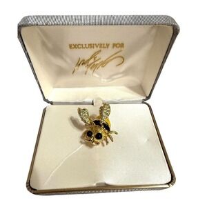 Elegant Gold Tone Bee Brooch Rhinestone Bouncy Wings Lord Taylor With Box